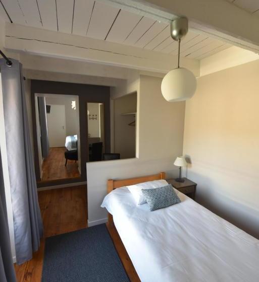 ホテル Restaurant La Calade