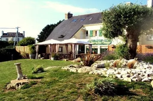تختخواب و صبحانه Auberge An Douar