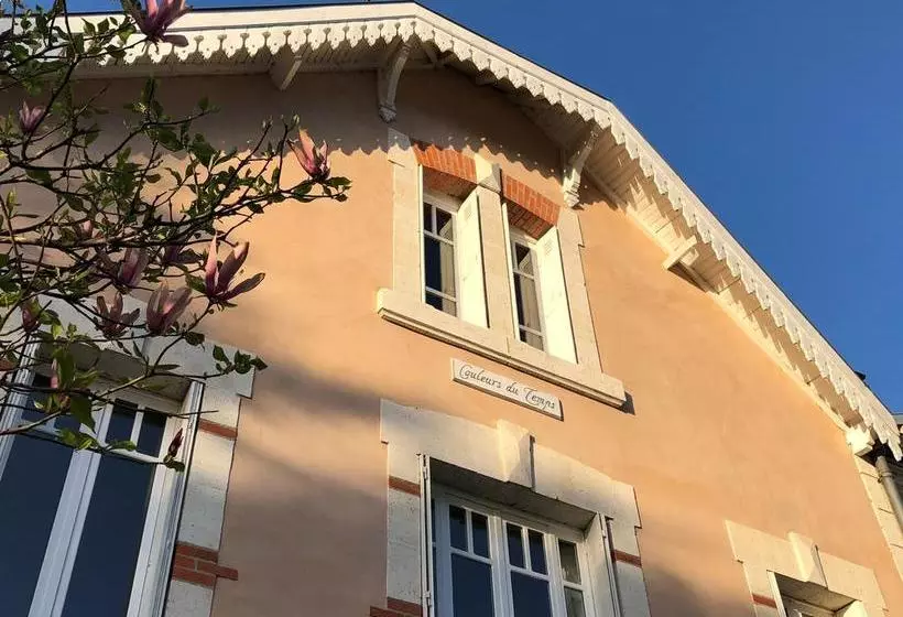 ベッドアンドブレックファースト Chambres D'hôtes Couleurs Du Temps