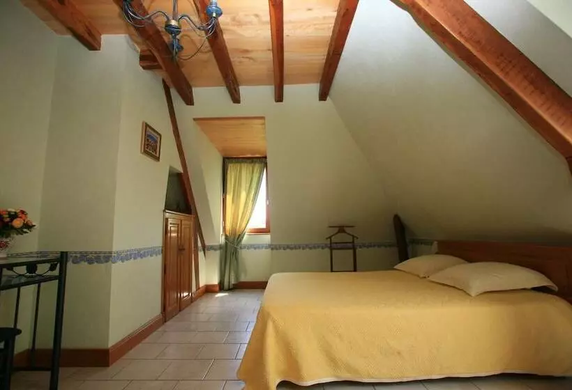 ベッドアンドブレックファースト Chambres D Hôtes Larnaudie