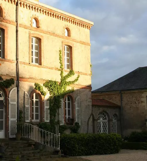 Aamiaismajoitus (B&B) Château De L Oiselinière