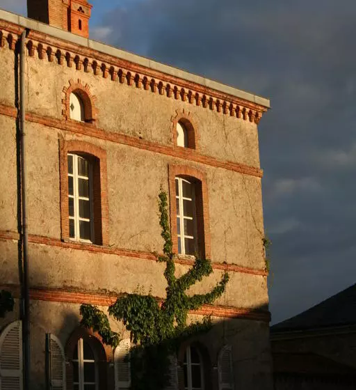 Aamiaismajoitus (B&B) Château De L Oiselinière