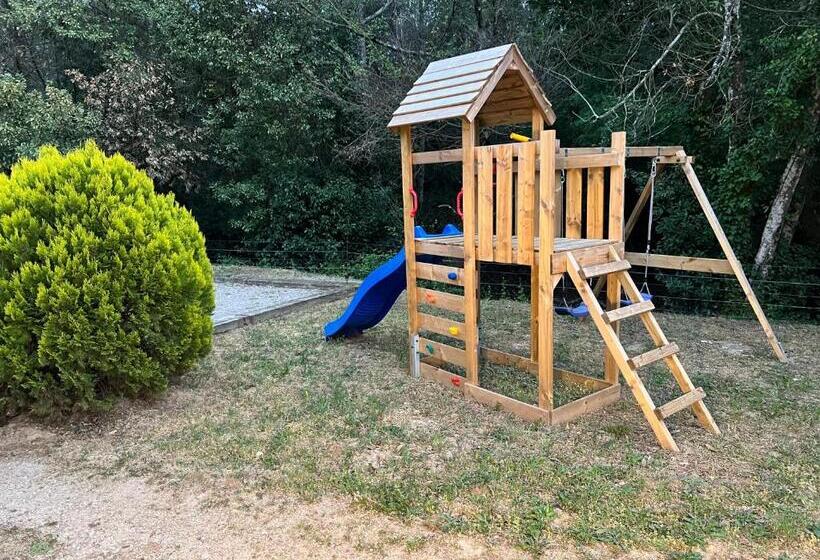 ベッドアンドブレックファースト La Bergerie