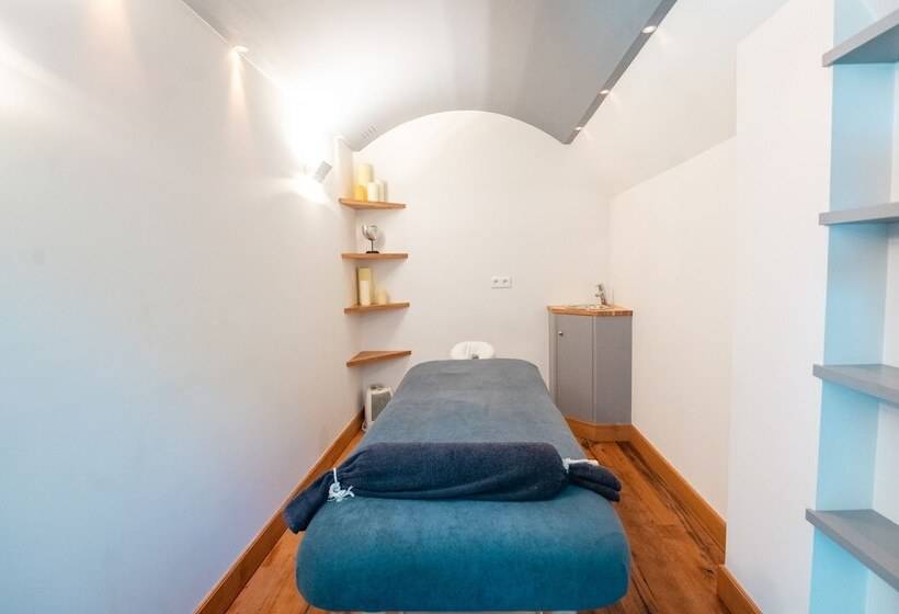 تختخواب و صبحانه Le Clos De Grace