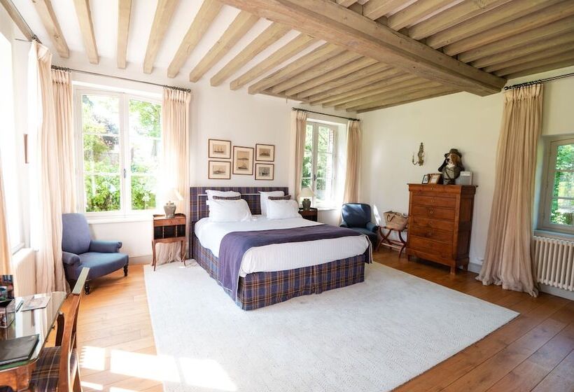 تختخواب و صبحانه Le Clos De Grace