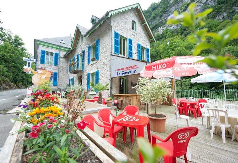 ホテル Auberge La Caverne
