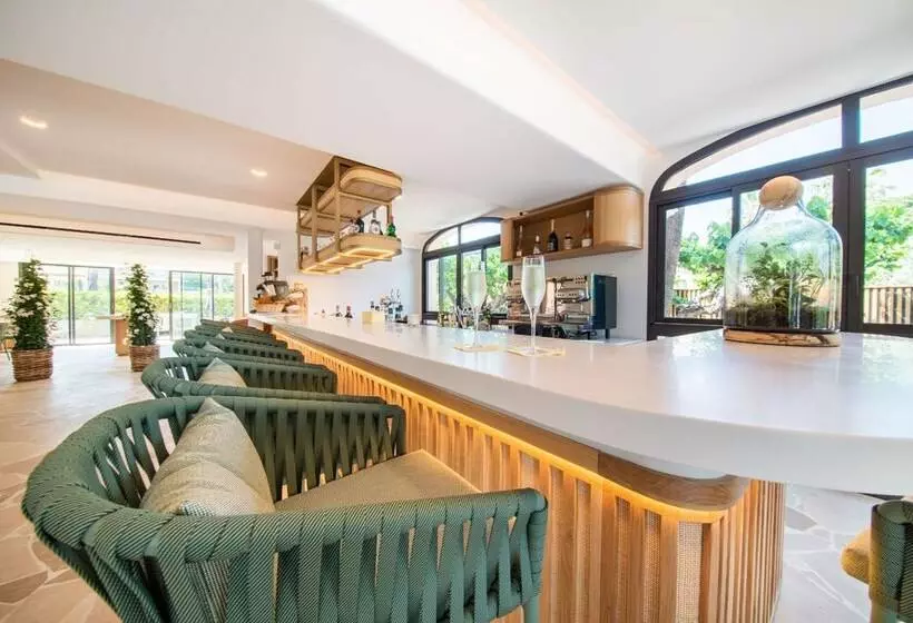 هتل Brin D Azur Saint Tropez
