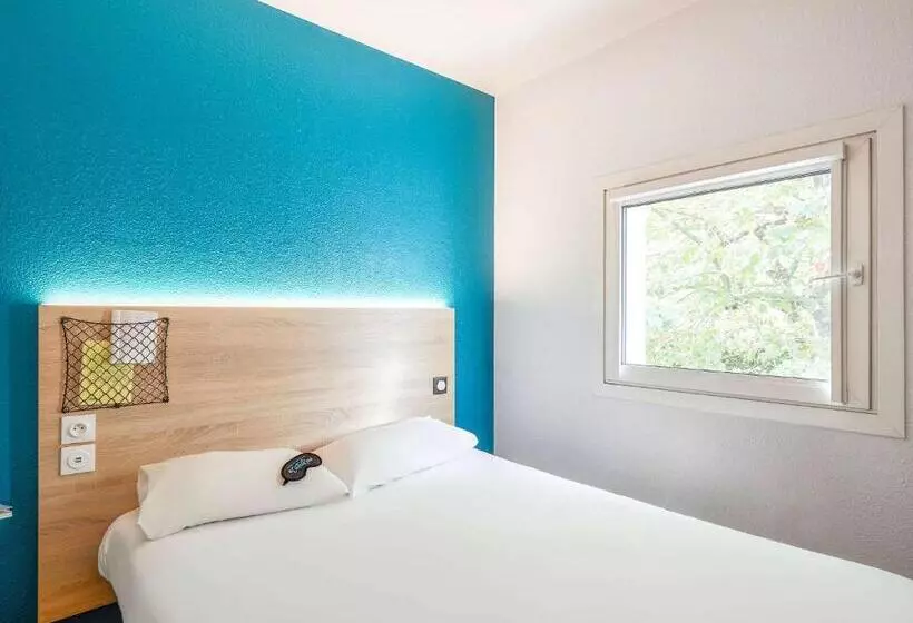 Hotel F1 Dole