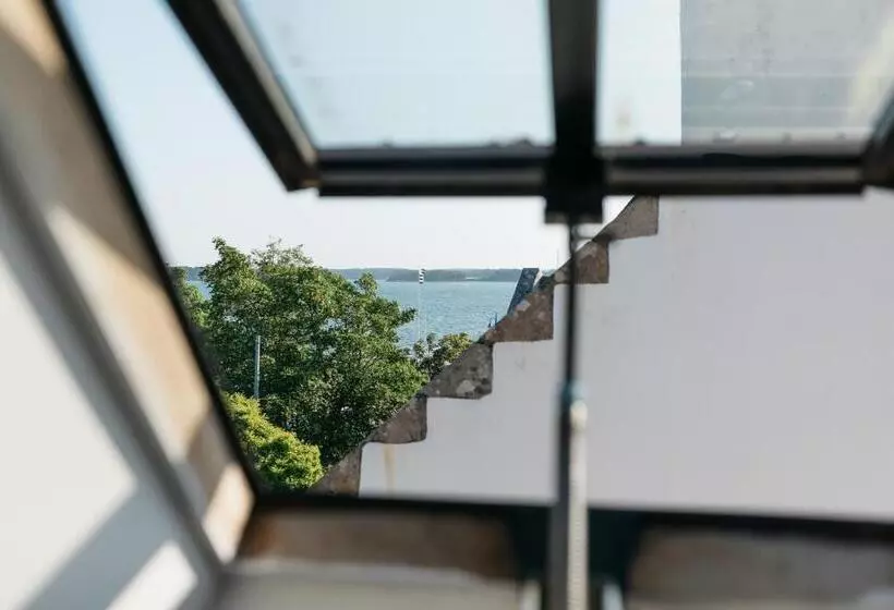 ホテル Hôtel Restaurant La Voile Le Dock Er