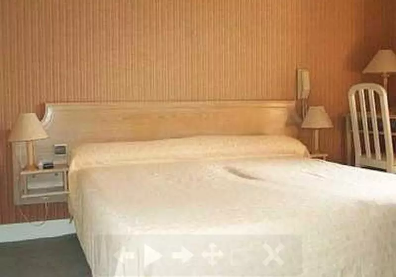 Hotel L Esterille