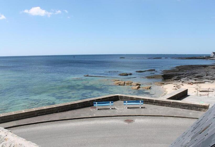 ホテル Le Poisson D Avril