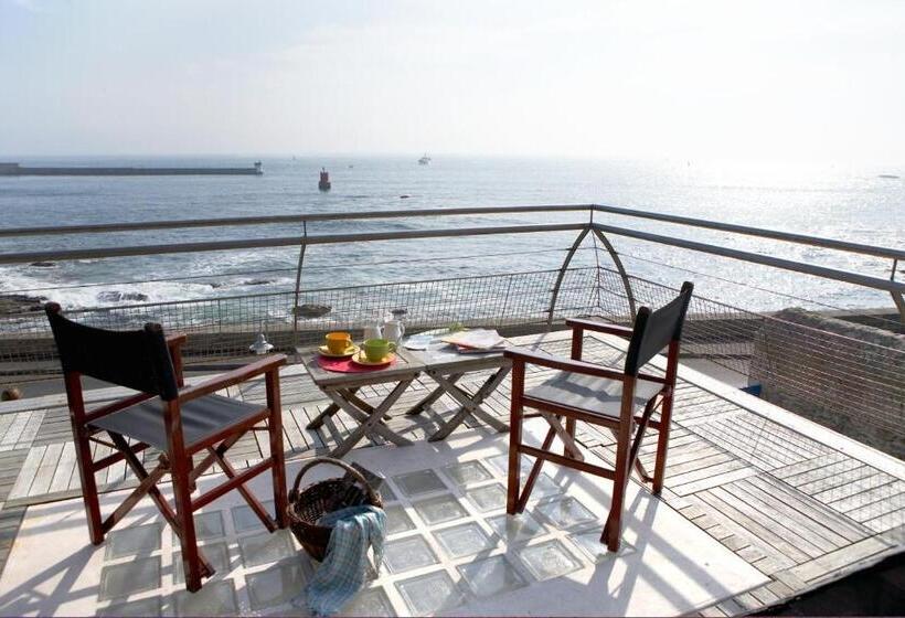 ホテル Le Poisson D Avril