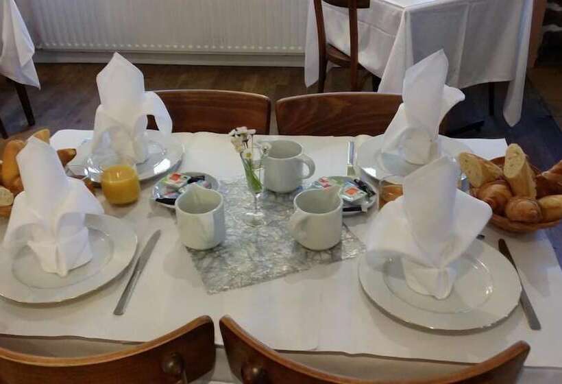 ホテル Les Closeaux Phil