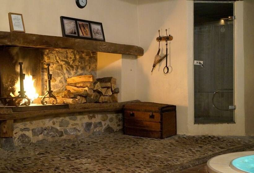 فندق Logis   Chateau De Beauregard