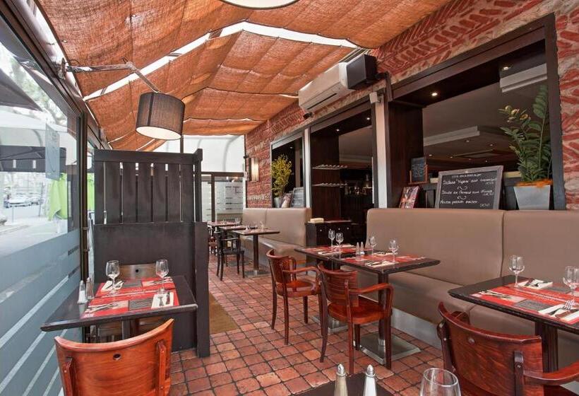 هتل Maison Du Cassoulet