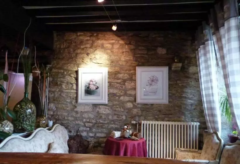 Hotelli Relais De Beze