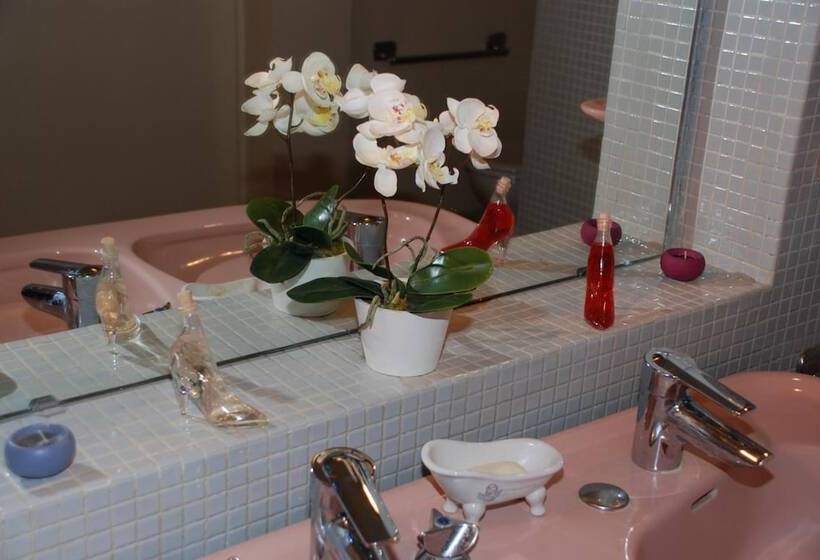 مبيت وإفطار Chambres La Vallée