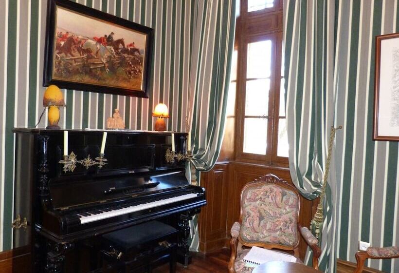 צימר Château D Urbilhac