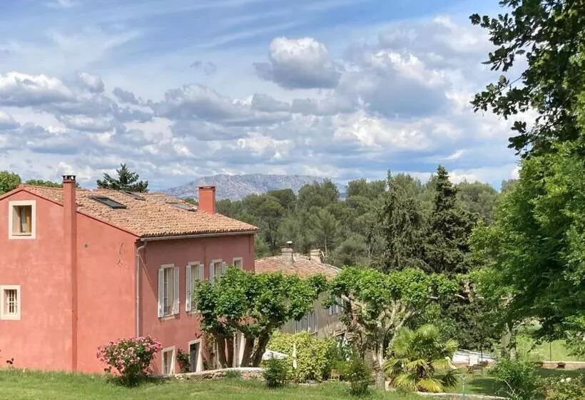 ベッドアンドブレックファースト La Féraude   Pays D Aix En Provence