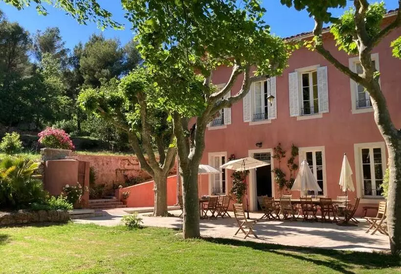 ベッドアンドブレックファースト La Féraude   Pays D Aix En Provence