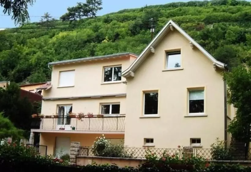 Aamiaismajoitus (B&B) Le Croissant De Lune