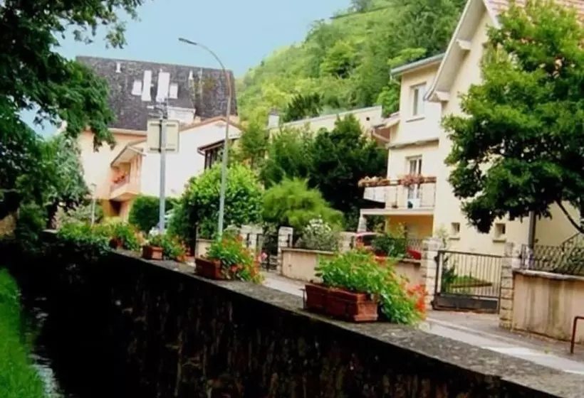 Aamiaismajoitus (B&B) Le Croissant De Lune