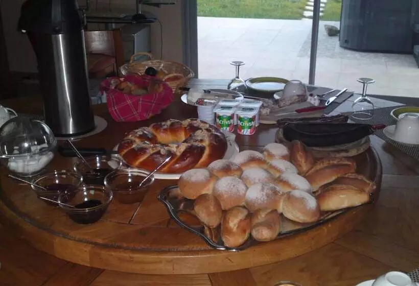 Aamiaismajoitus (B&B) Relais De L Alsou