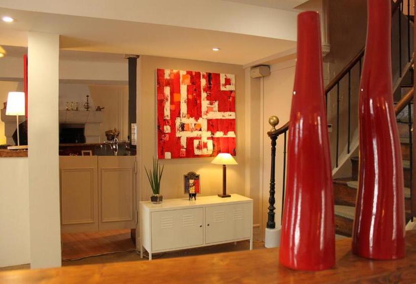 酒店 Auberge Des Remparts