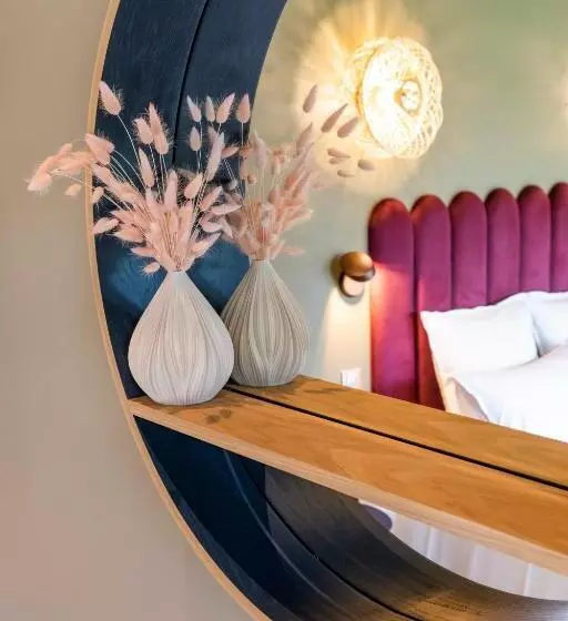 هتل Auberge Pom'poire