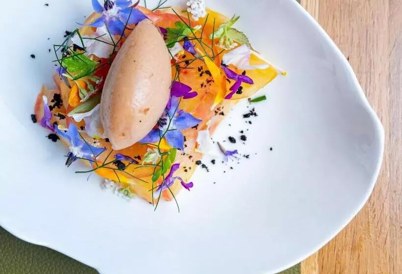هتل Auberge Pom'poire