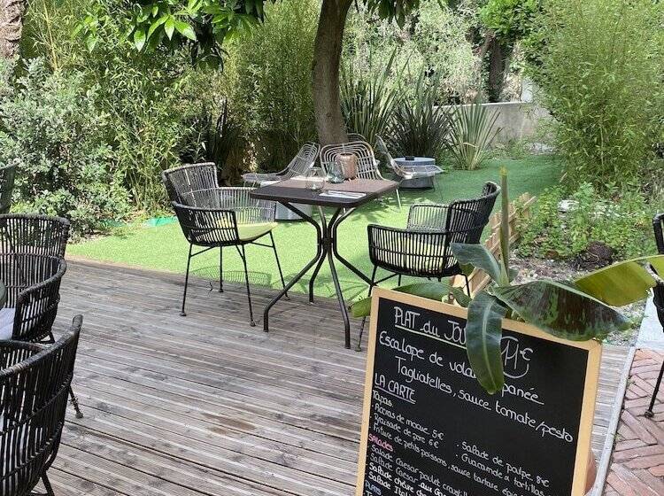 ホテル Avocado Hôtel Restaurant