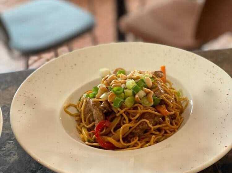 ホテル Avocado Hôtel Restaurant