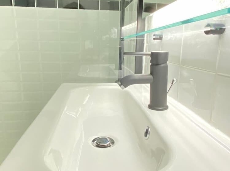 ホテル Avocado Hôtel Restaurant