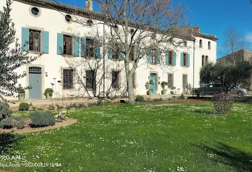 Hotelli Logis Hôtel Château De Palaja