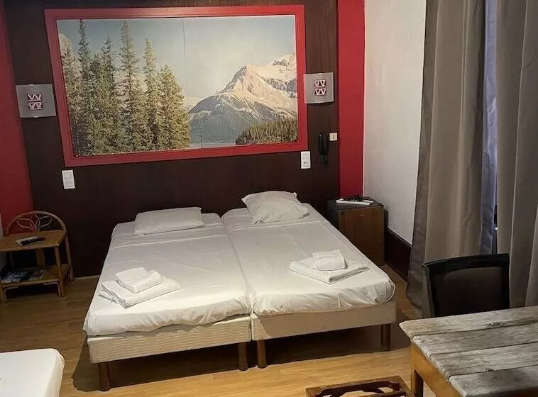 هتل De Savoie
