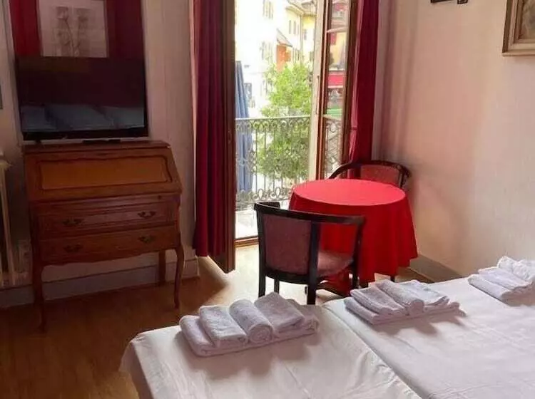 هتل De Savoie