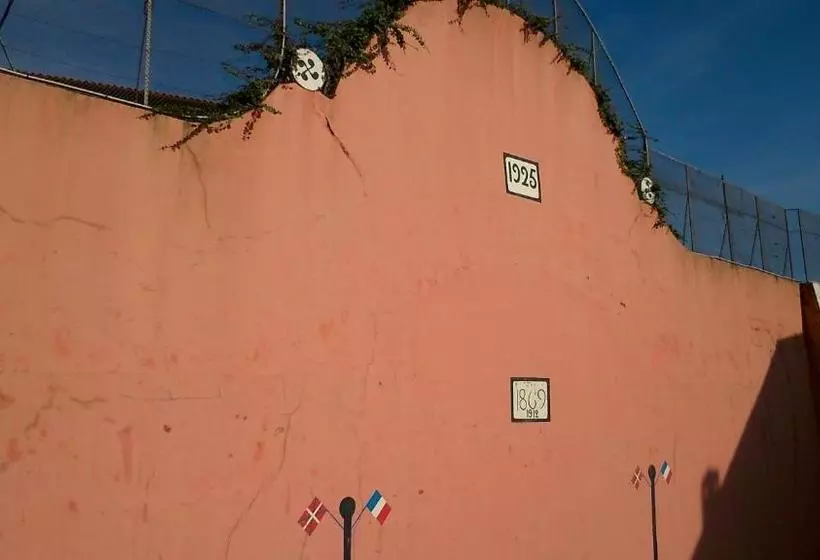 هتل Du Fronton