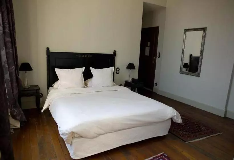 Hotelli Hostellerie Du Coq D'or
