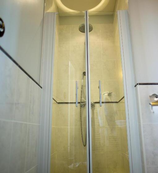 فندق Hostellerie Du Coq D'or