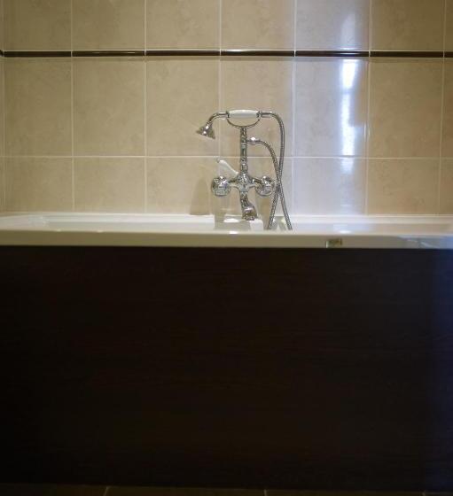 فندق Hostellerie Du Coq D'or