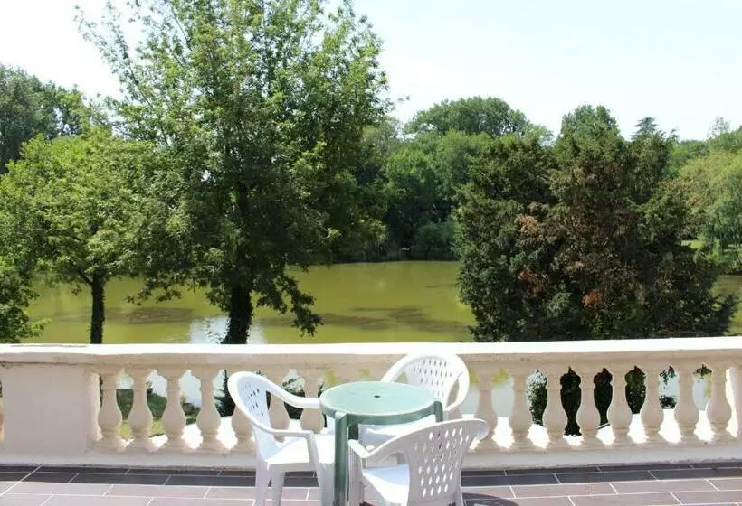 Hotelli Etang Des Reynats