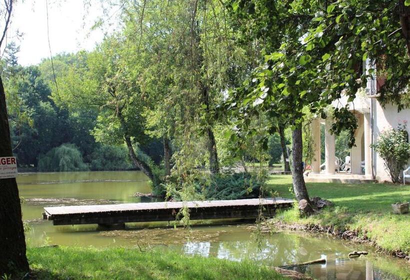 בית מלון כפרי Etang Des Reynats