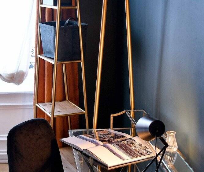 בית מלון כפרי Hôtel Le Tiburon