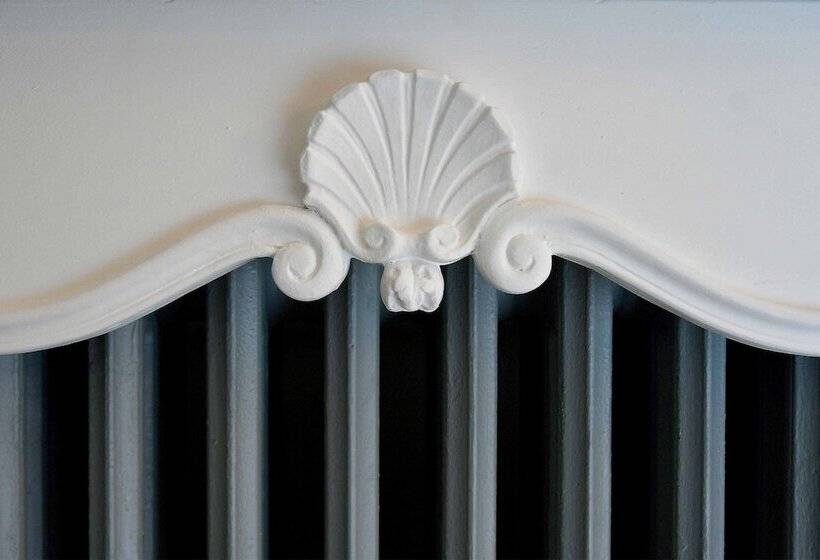 בית מלון כפרי Hôtel Le Tiburon