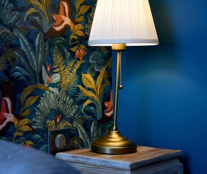 בית מלון כפרי Hôtel Le Tiburon