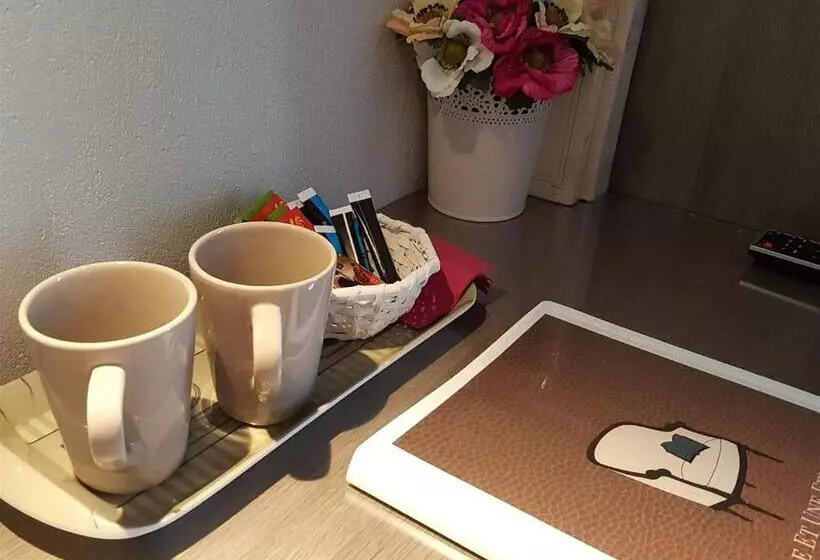 Hotelli Hôtel Mille Et Une Feuilles