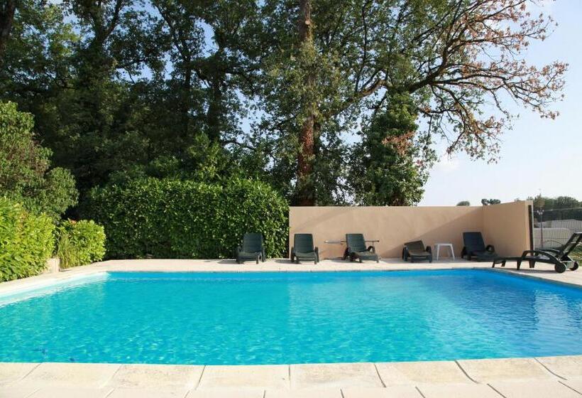 Отель Logis Hôtel Restaurant La Borie