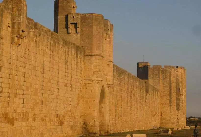 هتل Les Templiers