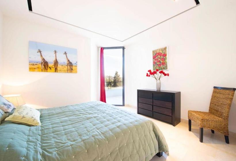 Hotelli Villa Maxima