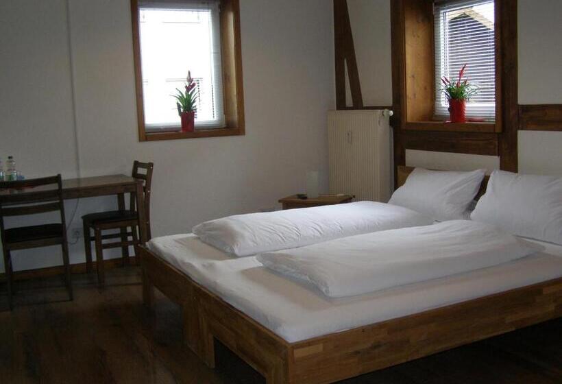 هتل Alt Vinnhorst